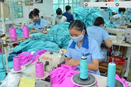 Xuất khẩu dệt may gặp khó khăn