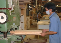 Xuất khẩu gỗ đối mặt nhiều rủi ro