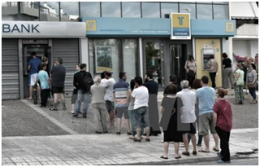 EU sẵn sàng hỗ trợ Italy tháo gỡ khó khăn trong ngành ngân hàng